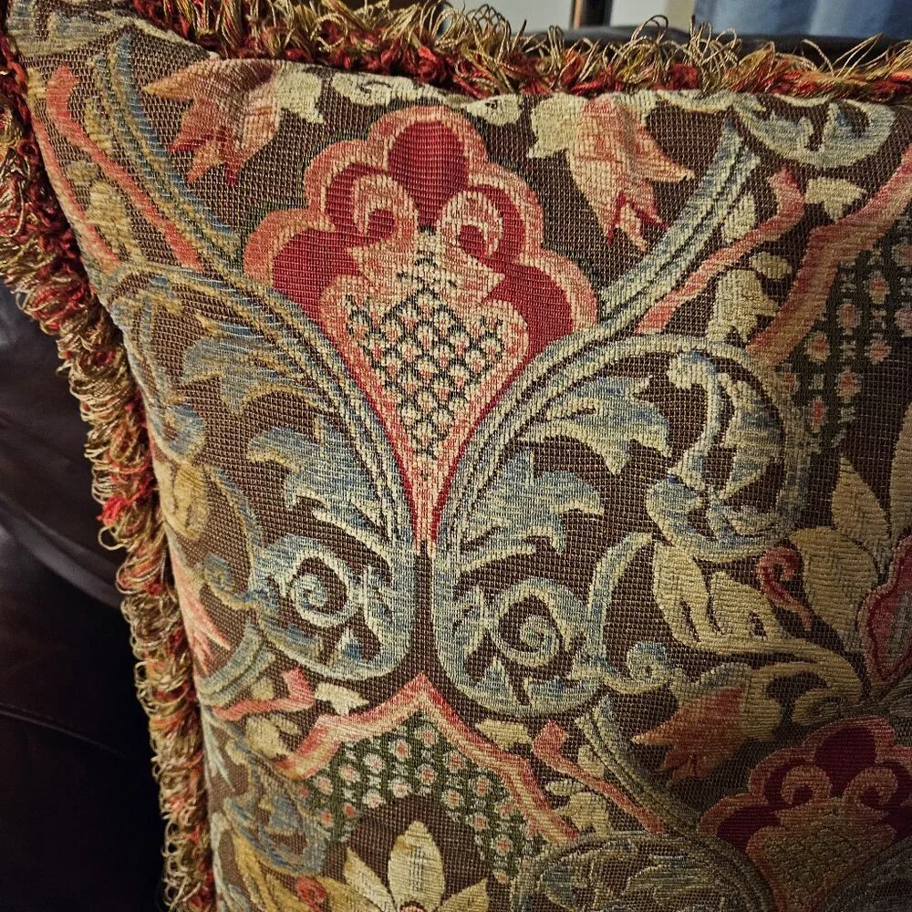 RARE AUSTIN HORN DAMASK JACQUARD BED THROW DECORATIVE ACCENT PILLOW